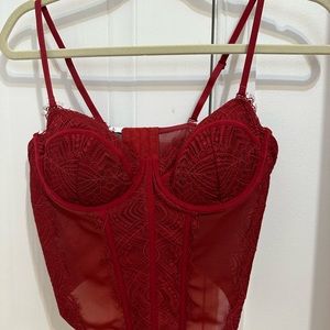 Top (Bustier / Lace)